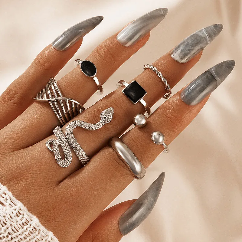 Snake Zodiac Twist Ring Set
