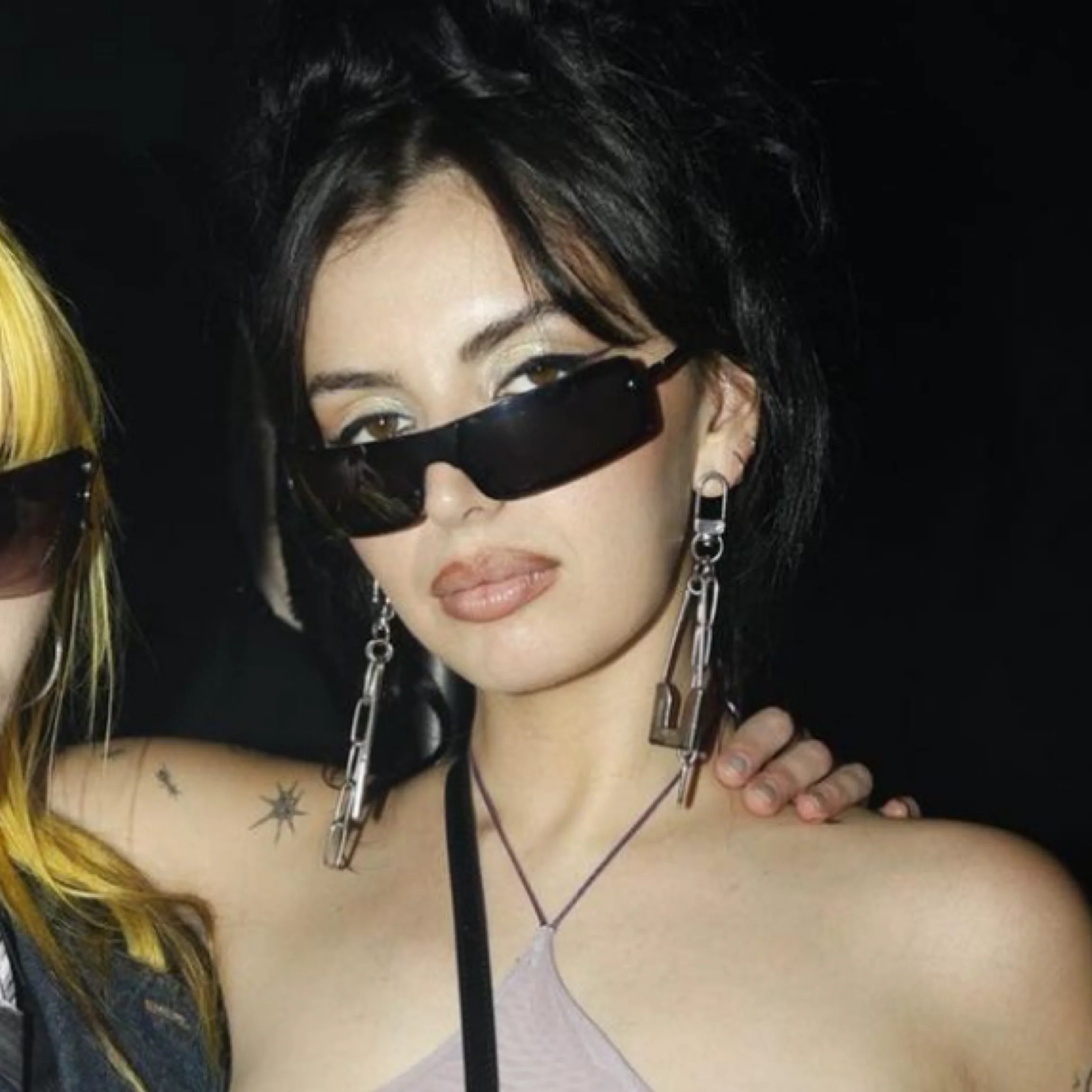 Eclipse Aura Eyewear Crafted for Fashion-Forward Aesthetics