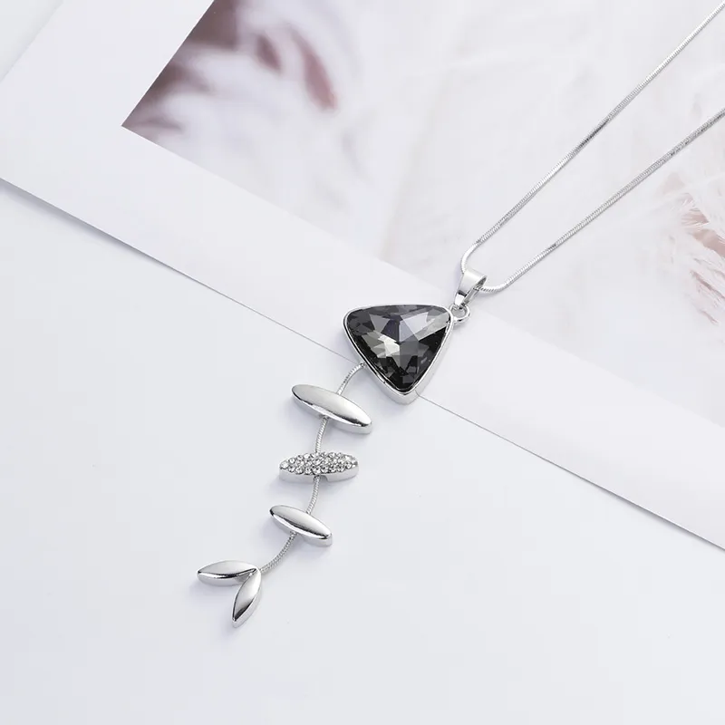 Rhinestone Fishbone Necklace